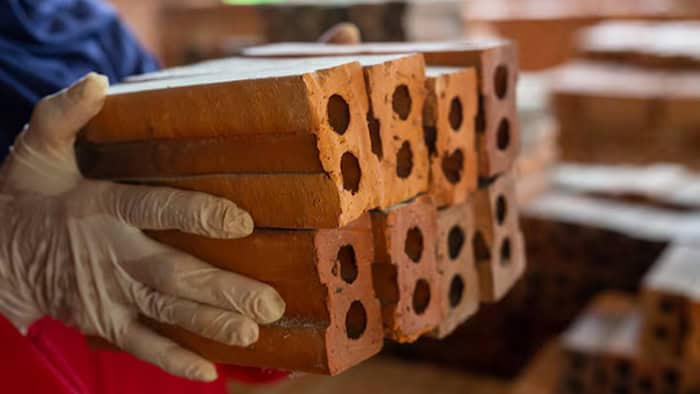 Built It Credit Account